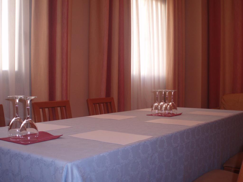 Aparthotel Sercotel Χουέσκα Εξωτερικό φωτογραφία