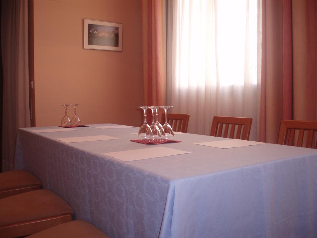 Aparthotel Sercotel Χουέσκα Εξωτερικό φωτογραφία